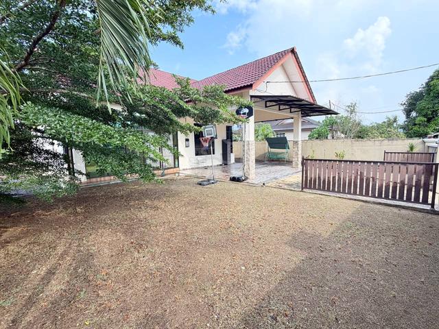 Banglo Kg Baru, Kerteh 1