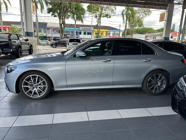 2023 Mercedes Benz E300 AMG. LOW MILAGE!! - 4