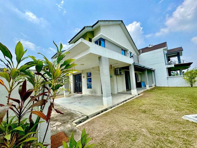 Corner Semi-D Bayu Suria Puncak Alam For Sale RM570K Negotiable 1