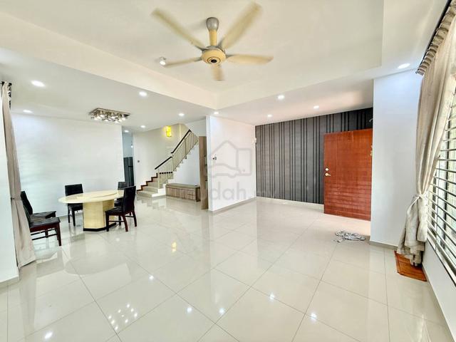 The Gateway @ Horizon Hill, Cluster, Renovated, Partial Furnish, Ready 1