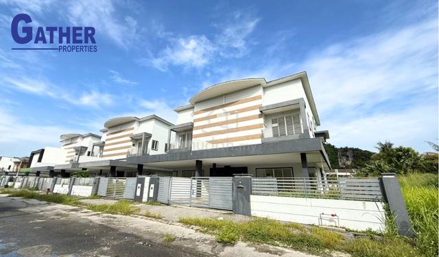 Bercham Tropicana Gated Guarded Semi-D For Sale Below Bank Value Ipoh 1