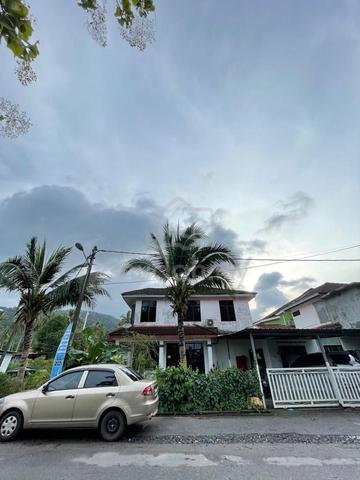 TAMAN SERI WAWASAN SemiD RENOVATED Compound Luas RIZAB MELAYU 1