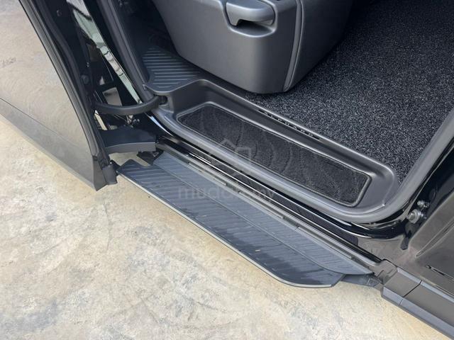 2025 Toyota ALPHARD 2.5 Z JBL SIDE STEP - 4