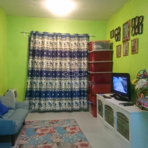 Flat Pandan Indah 1