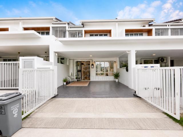 Laman Sendayan Facing Open 1