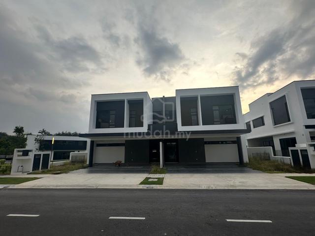 Monarc Semi D House Gamuda Gardens,Rawang, Sungai Buloh 1