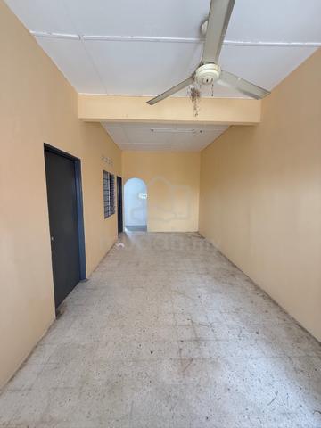 Klang Hamzah Alang, Kapar, 1-Storey Terrace Freehold For Sale 1