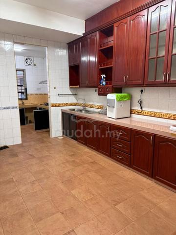 Bukit Indah Double Storey House 4Bedrooms Full Furnished 1