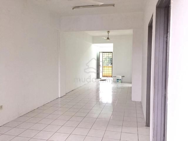 Pangsapuri Nilam Indah 5