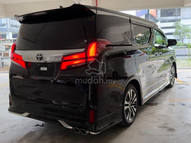 2022 Toyota ALPHARD 2.5 SC /Like New Condition - 4
