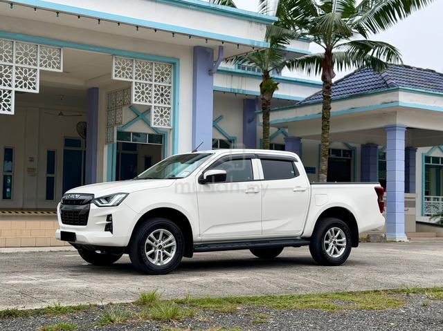 (Tiptop) 2022 Isuzu DMAX 1.9 AUTO PLUS (A) 4x2 - 5