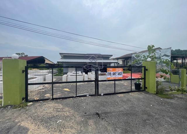 Business Use Land at Bukit Ubi 1