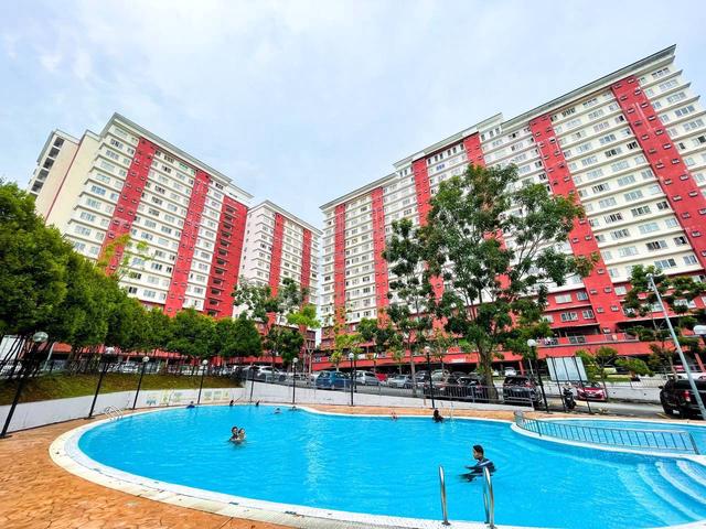 The Lumayan Apartment 1