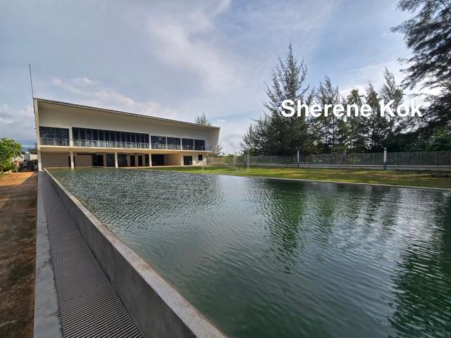 RLH0092 Double Storey Detached Bungalow @ Golden Beach Trombol 1
