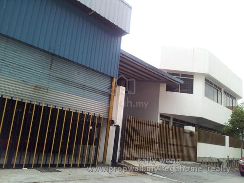 2 storey factory warehouse Taman Universiti Indah with AC and crane 1