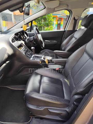 2014 Peugeot 5008 1.6 THP FACELIFT (A) - 3