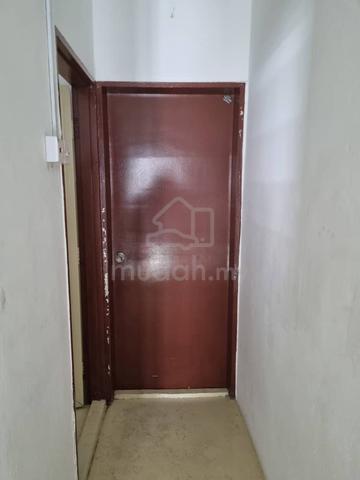 MAIN ROAD 1st FLOOR 1200sqft JALAN PERAK JELUTONG GEORGETOWN 3
