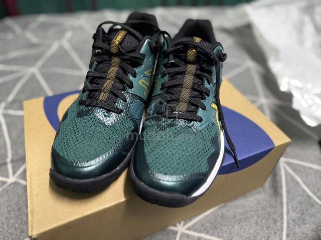 ASICS Gel Blade 8 Kasut Badminton - photo 3 of 6