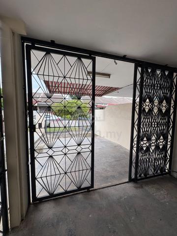 Tasek, Jalan Kuala Kangsar House For Sale 1
