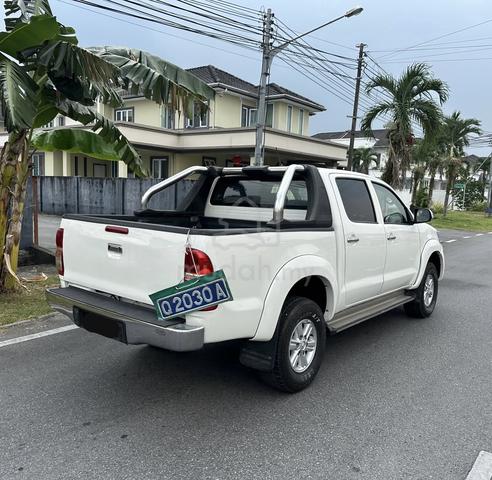 2013 Toyota HILUX 2.5 G VNT MY05 KUN25R FACELIFT - 4