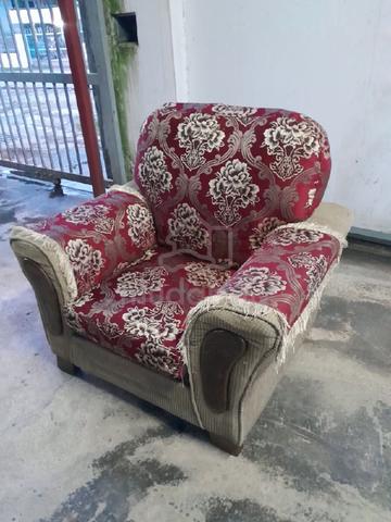 Sofa 1+2 seater  - photo 2 of 2