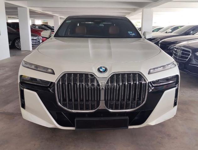 2023 Bmw 750e 3.0 xDRIVE PURE EXCELLENCE MY23 G70 - 2