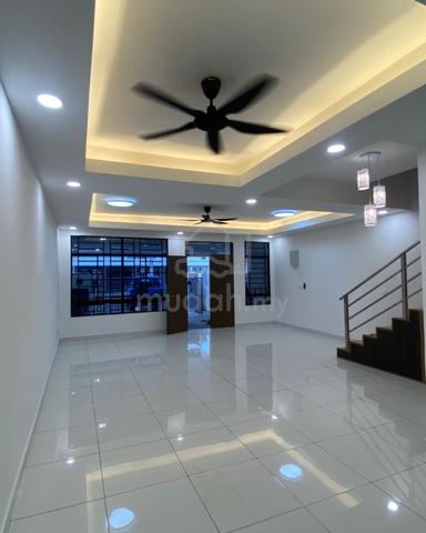 FOR RENT 🔥 Benoni Parklane Villa Phase 1 🔥 🚨 1