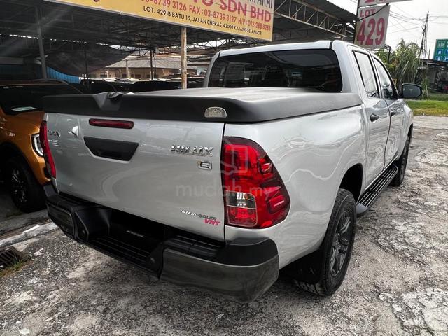 Toyota HILUX 2.4(A)REVO E D/C VNT 6PSD 4X4 Pickups - 5