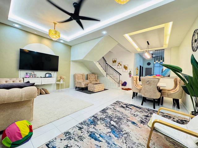 [RENOVATED] 3 Storey Terrace, Scientex, kundang Jaya, ,Kundang ,Rawang 1