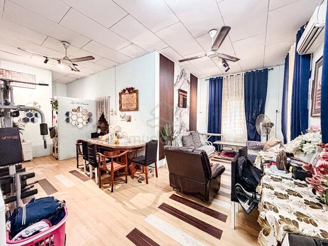 NON BUMI LOT 1 Storey Semi-D Taman Salak Jaya Salak Selatan KL 1