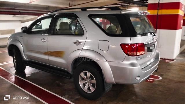 2006 Toyota FORTUNER 2.7 V Petrol (A) - 4