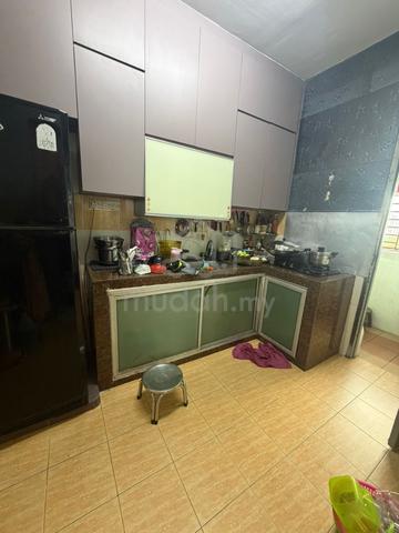 Indah Court Apartment (Bukit Indah) 1