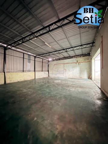 For Rent - Warehouse Indera Mahkota Kuantan (Intermediate unit) 1