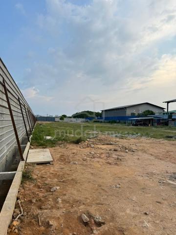 Flat Land 1 St Grade Suitable Lorry ,Container,Food Court Bayan Lepas 1