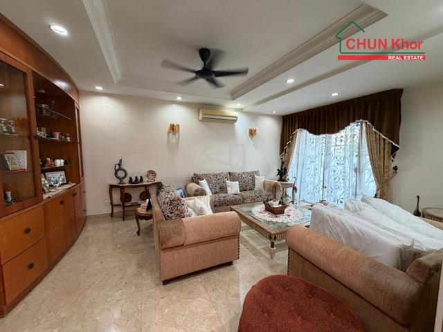 Double Storey Semi D Corner Fully Furnished 1
