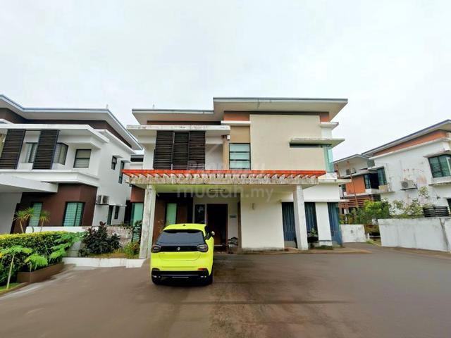 Semi-D 2-Storey Type B: Lake Garden Villa @ Cahaya Spk, Shah Alam 1