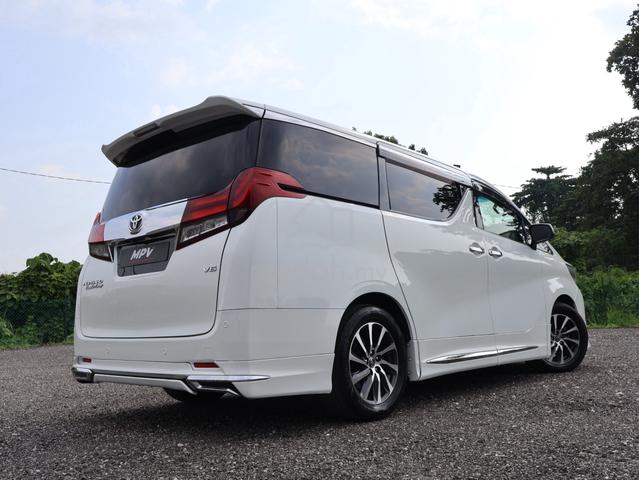 2017 Toyota ALPHARD 3.5(A) EXECUTIVE LOUNGE M366 - 5