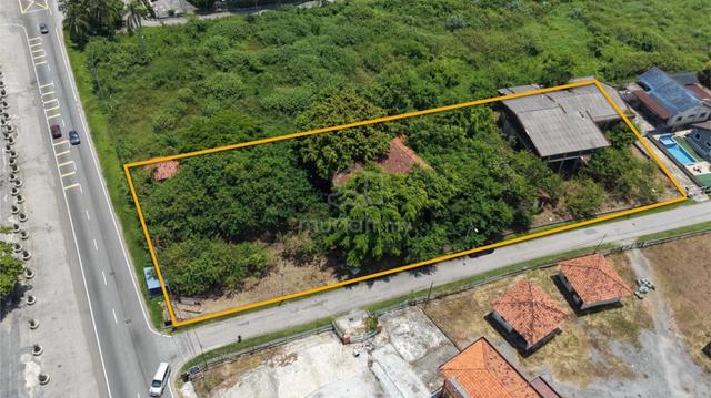 Melaka Klebang Freehold Commercial Land Main Road Near Beach Below Val 1