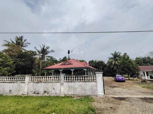 Banglo serta Tanah 2ekar di Padang Lalang Temerloh 1