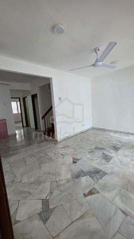 Bandar Kinrara BK5 Double Storey House For Sale, Rumah Puchong Dijual 1