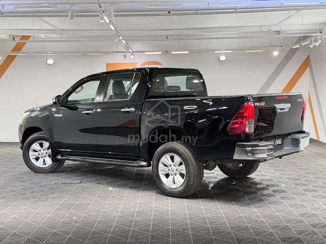 2017 Toyota HILUX 2.4 G (A) FULL LOAN / ONE OWNER - 3