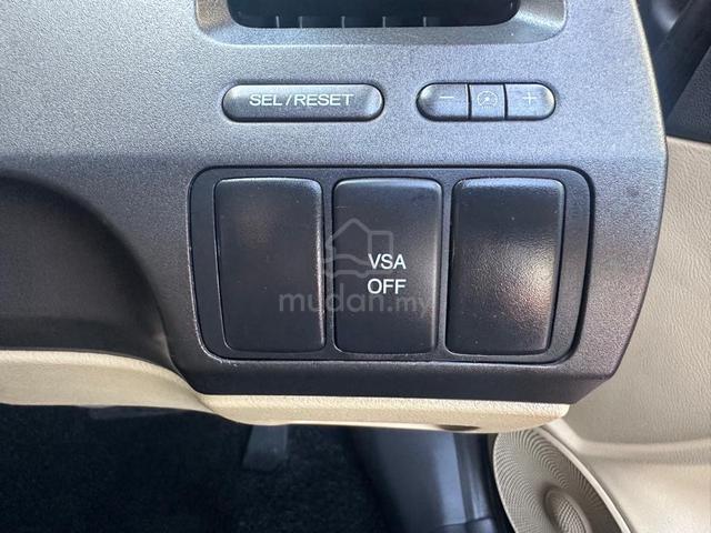 2011 Honda CIVIC 1.8 i-VTEC (A) GOOD CONDITION - 4