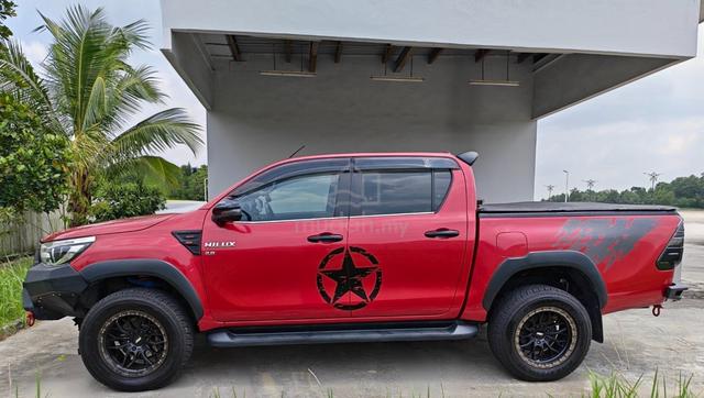 2019 Toyota Hilux 2.8 Black Edition auto - 4