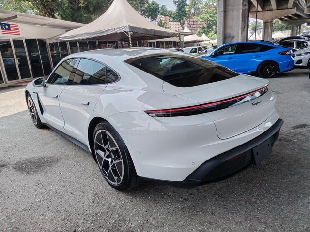 2024 Porsche Taycan Sedan New Facelift Japan Spec - 3
