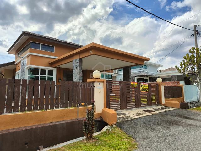 [Renovated Freehold Nonbumi] Banglo Setingkat Belimbing Setia 1