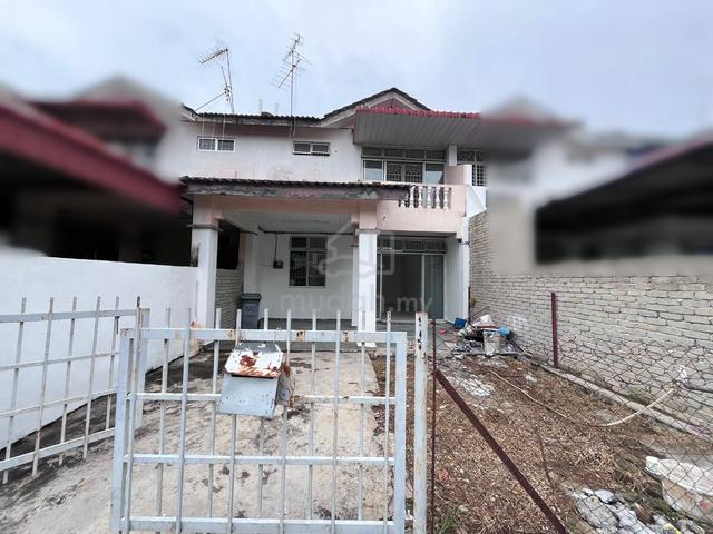 Newly Painted 2-Storey House 4R3B Zon Anggerik Amanjaya Near Mydin 1