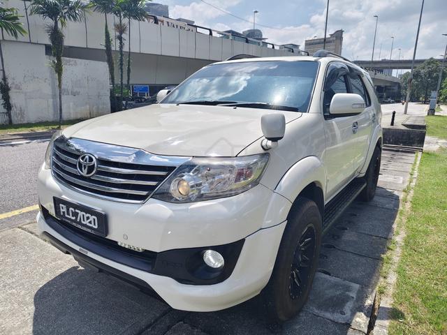 2013 Toyota FORTUNER 2.7 V FACELIFT (A) - 4
