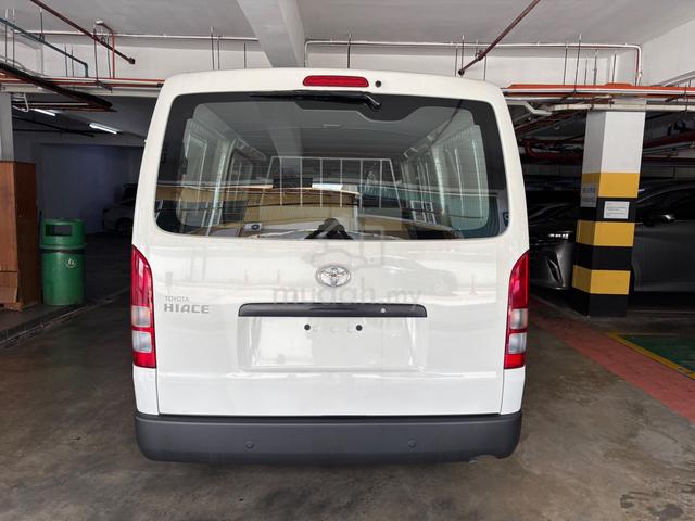 2026 Toyota HIACE 3.0 PANEL VAN - 3