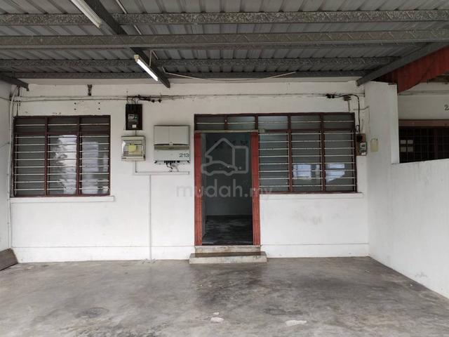 Ipoh Garden single storey terrace house for Rent 1