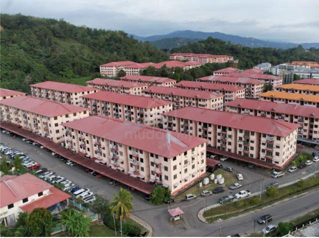 Taman Penampang Apartment 1